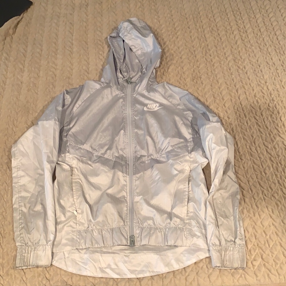 Womens nike windbreaker